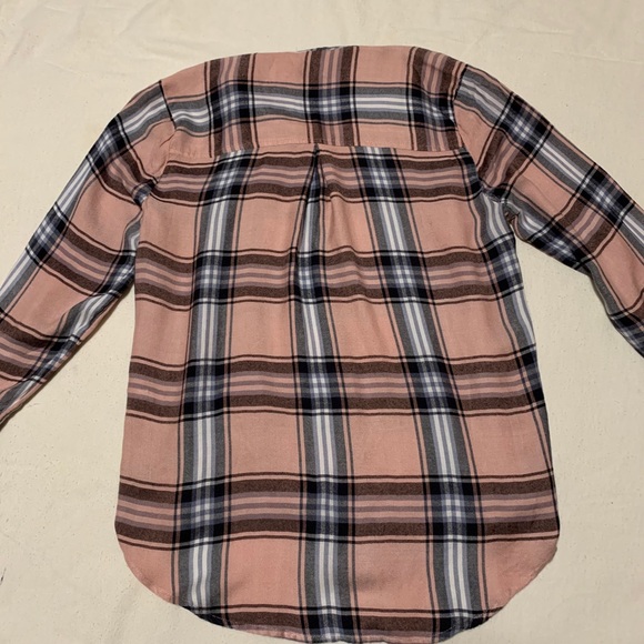 Lucky Brand women’s button down top - Picture 3 of 8